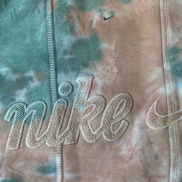 Nike Tie-Dye Outer Label Hoodie - Picture 10 of 15